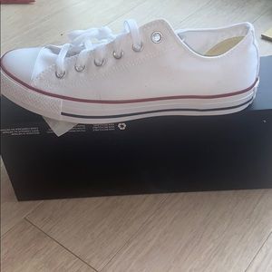 NEW Converse white Allstar